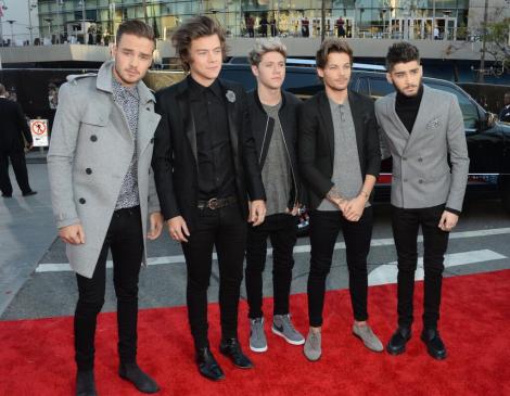 One Direction Looking Perfect