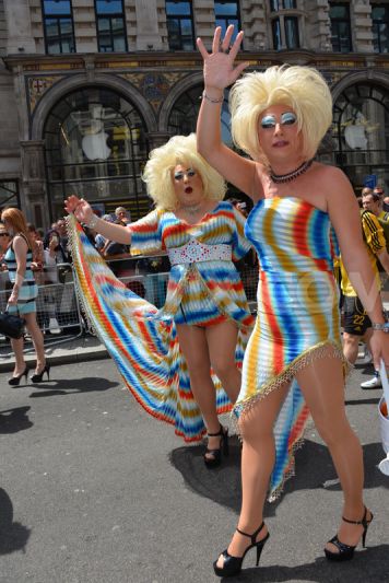 1372635912-thousands-of-people-join-london-pride-parade-2013_2211624