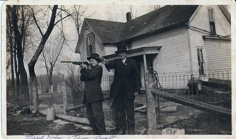 mary-luett-and-somebody